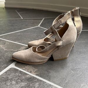 EILEEN FISHER, Women’s Ankle-Strap Pointed-Toe Pumps in Metallic Champagne.